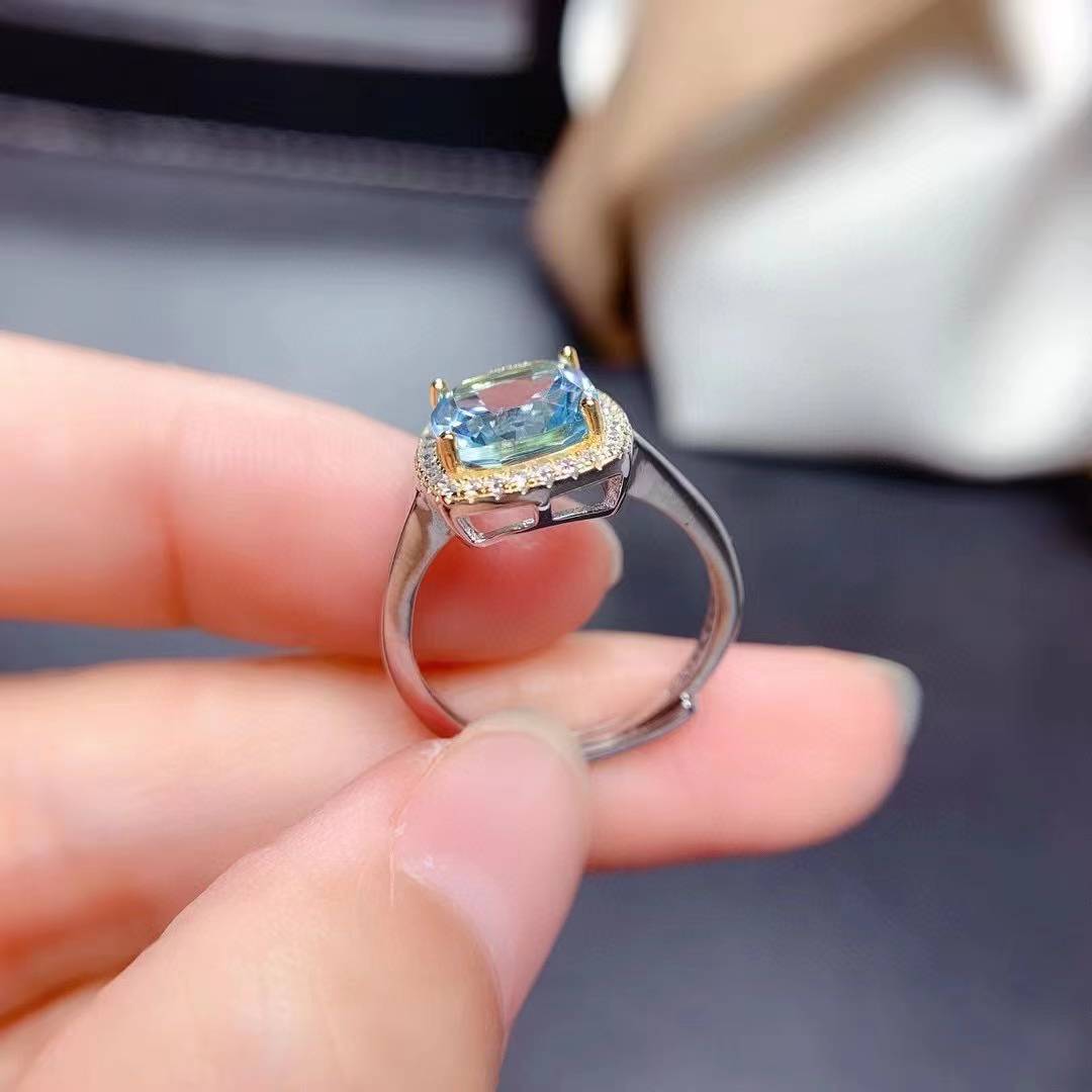 Natural Blue Topaz Ring Image 6