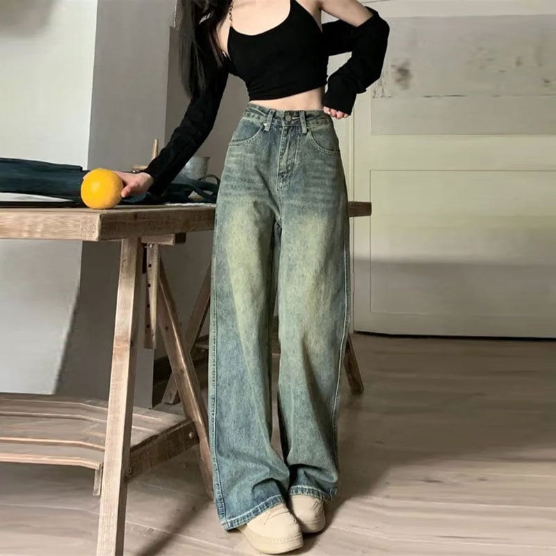 Side view of the trousers