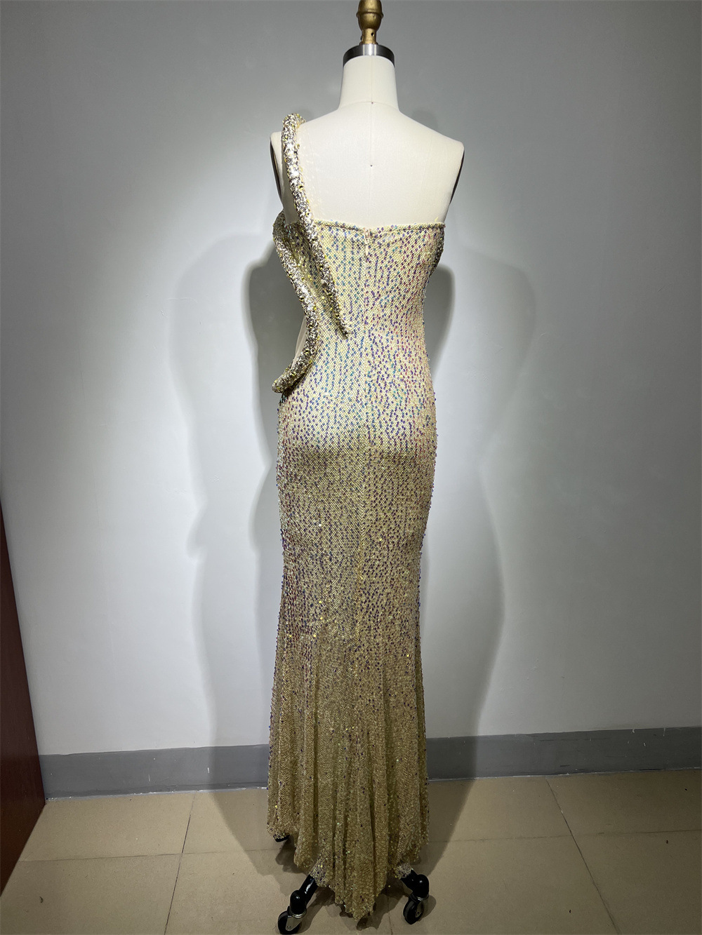 Fashion Hollowed Out Long Dress Image 2