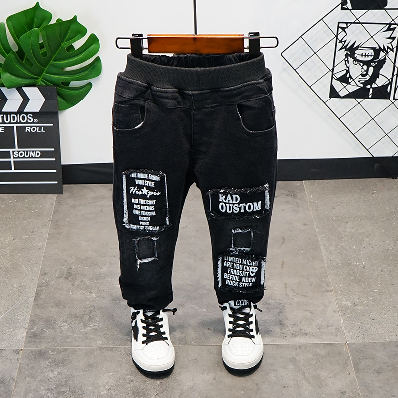 Trousers Image 4