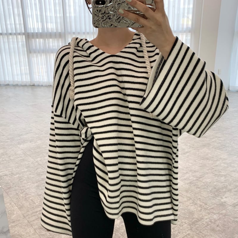 Women's Side Slit Long Sleeve Pullover Sweatshirt