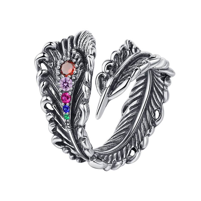Women's Silver Feather Ring Image 5