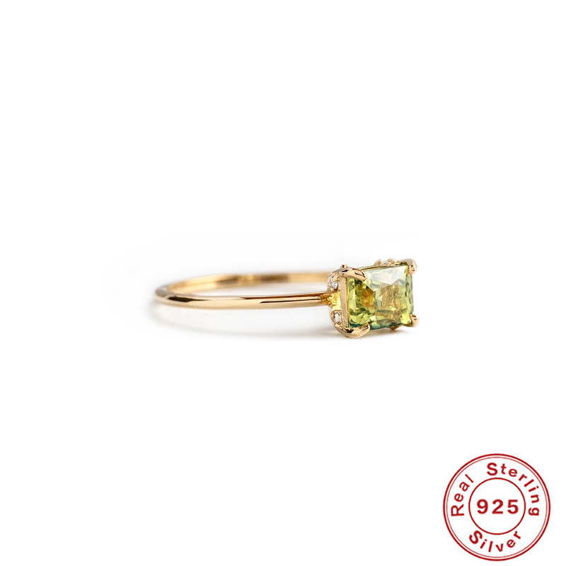Fashion Classic Square Diamond Emerald Ring Image 4