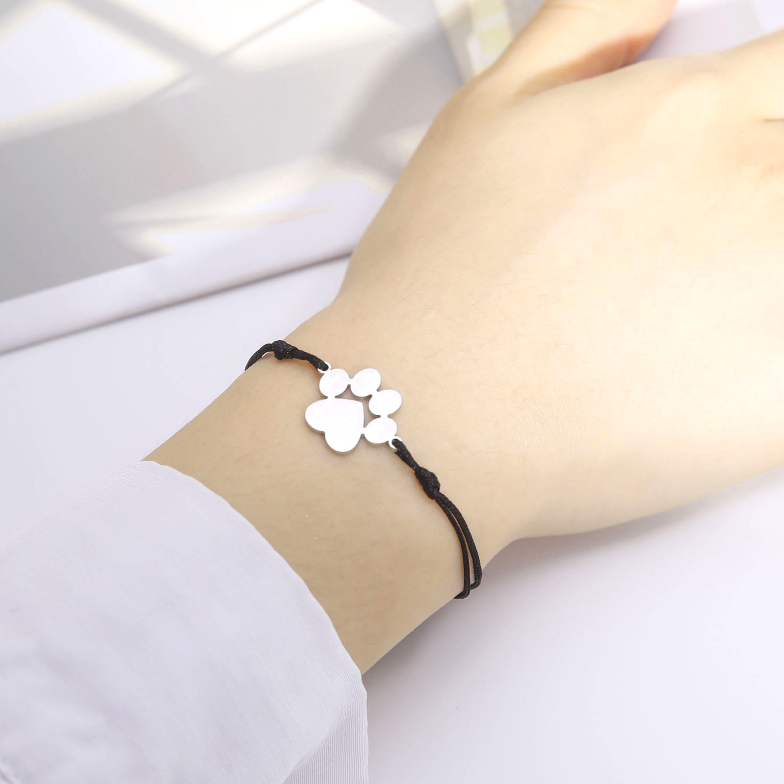 Paw Print Pendant Bracelet 3