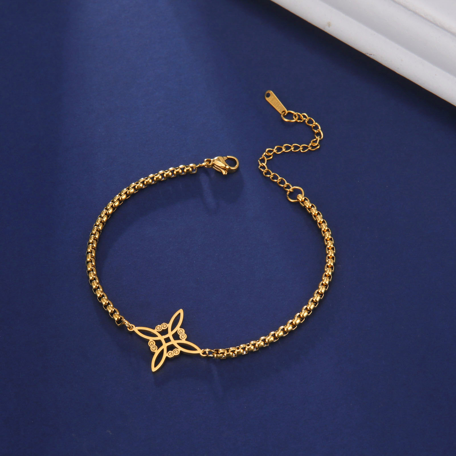 Bracelet supplier image 6