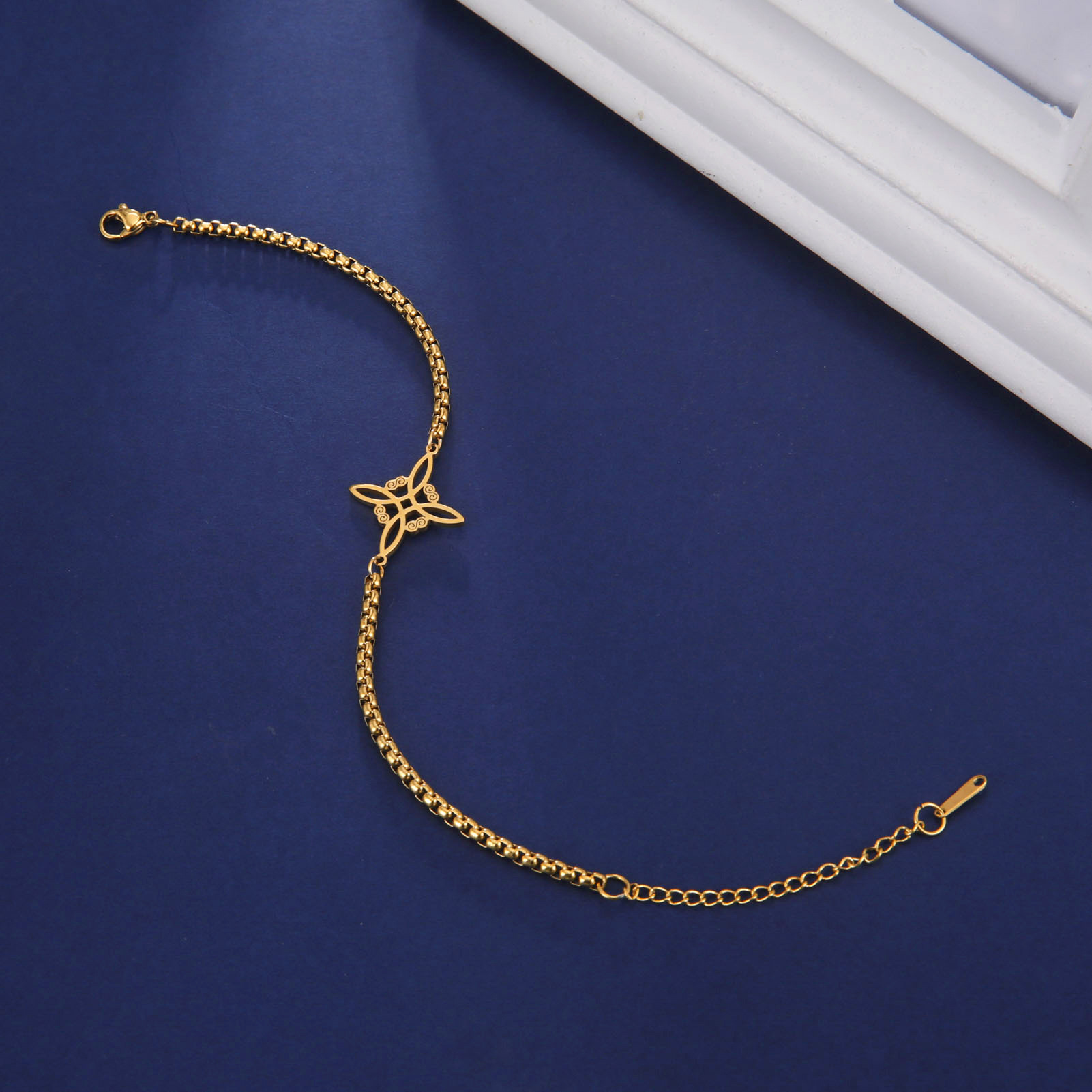Bracelet supplier image 5