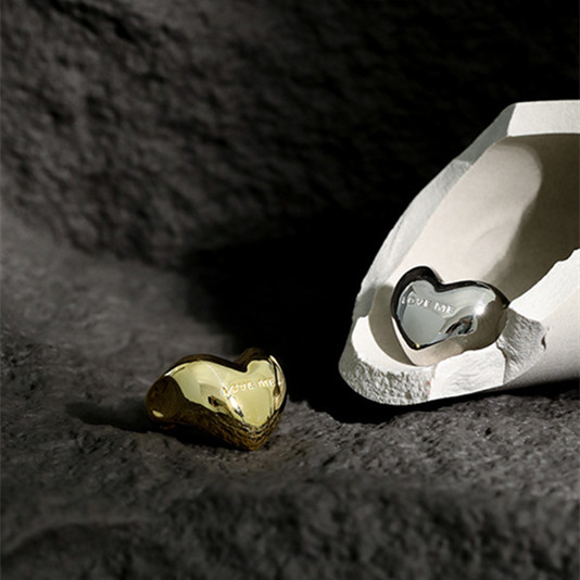 Adjustable Opening Feature