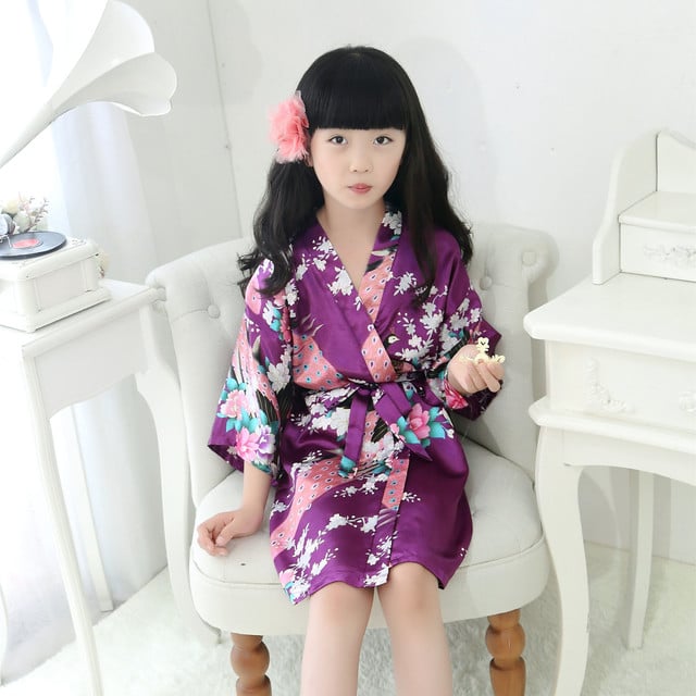 Silk Peacock Kimono Pajamas Image 5
