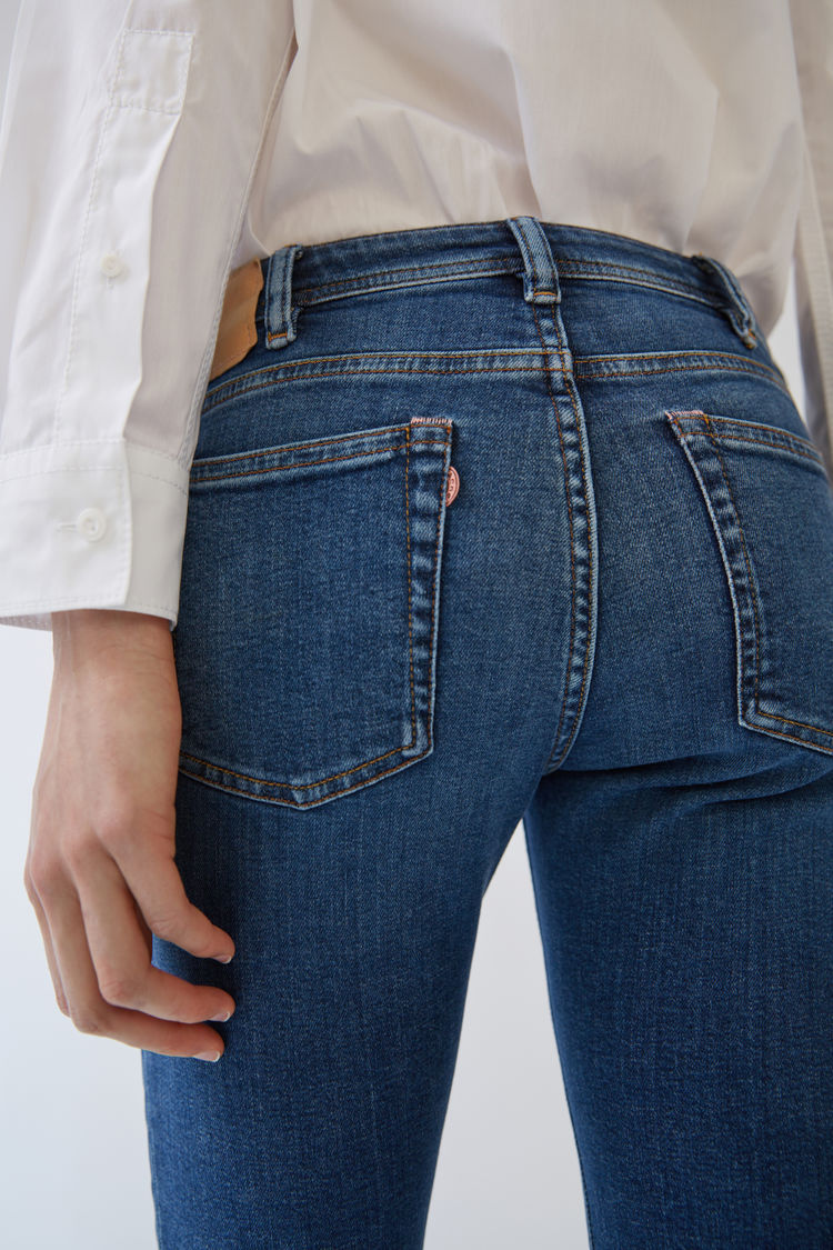 Ladies Trend Jeans 2