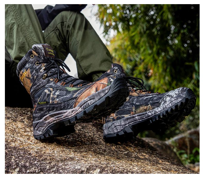 Men's Hiking Shoes - Image 7