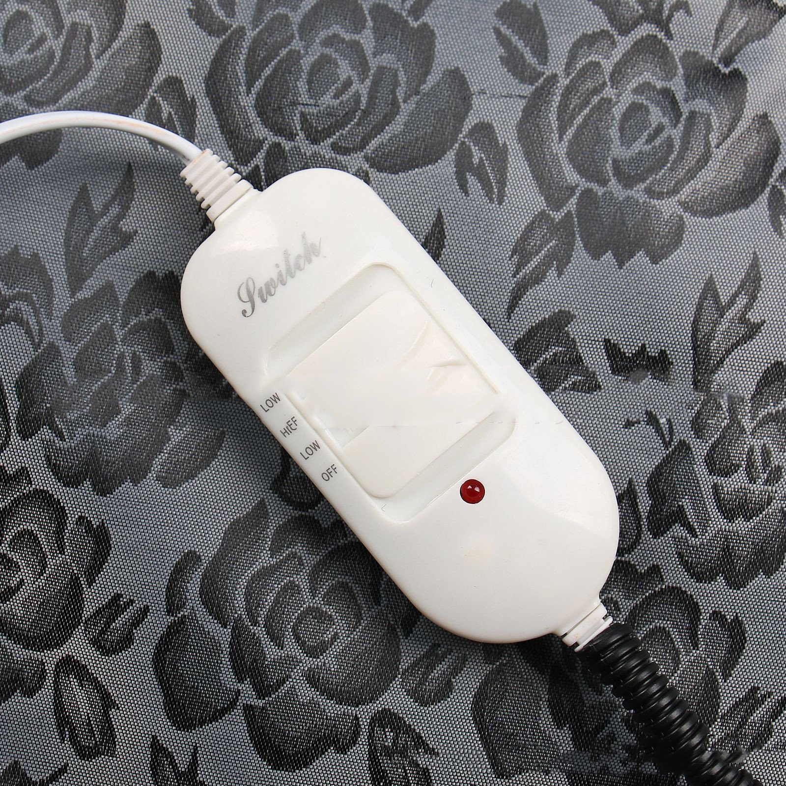 110V Pet Electric Blanket - Comfortable & Warm