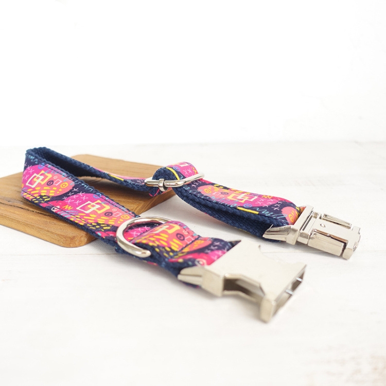 Traction Collar Graffiti Design