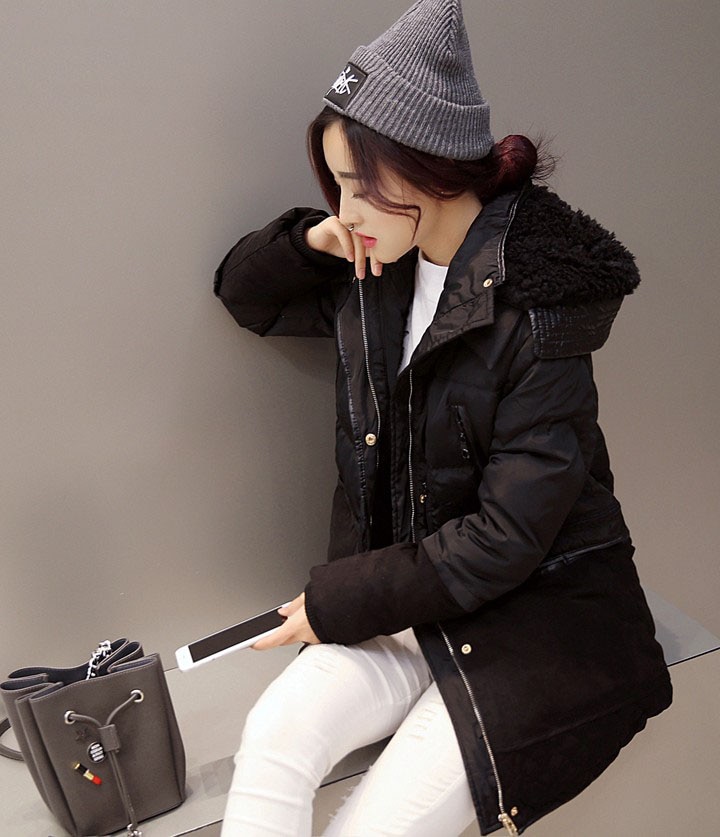 Women's Lamb Wool Coat Image 14