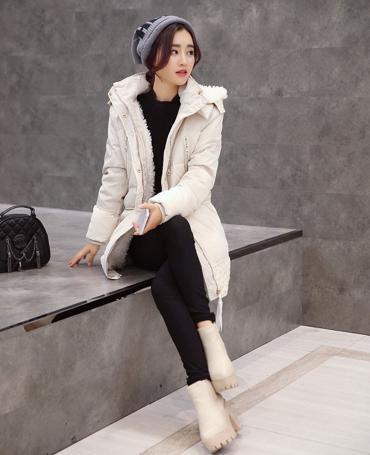 Women's Lamb Wool Coat Image 9