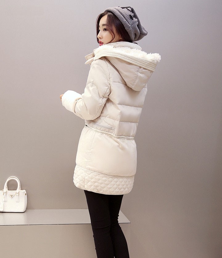 Women's Lamb Wool Coat Image 5