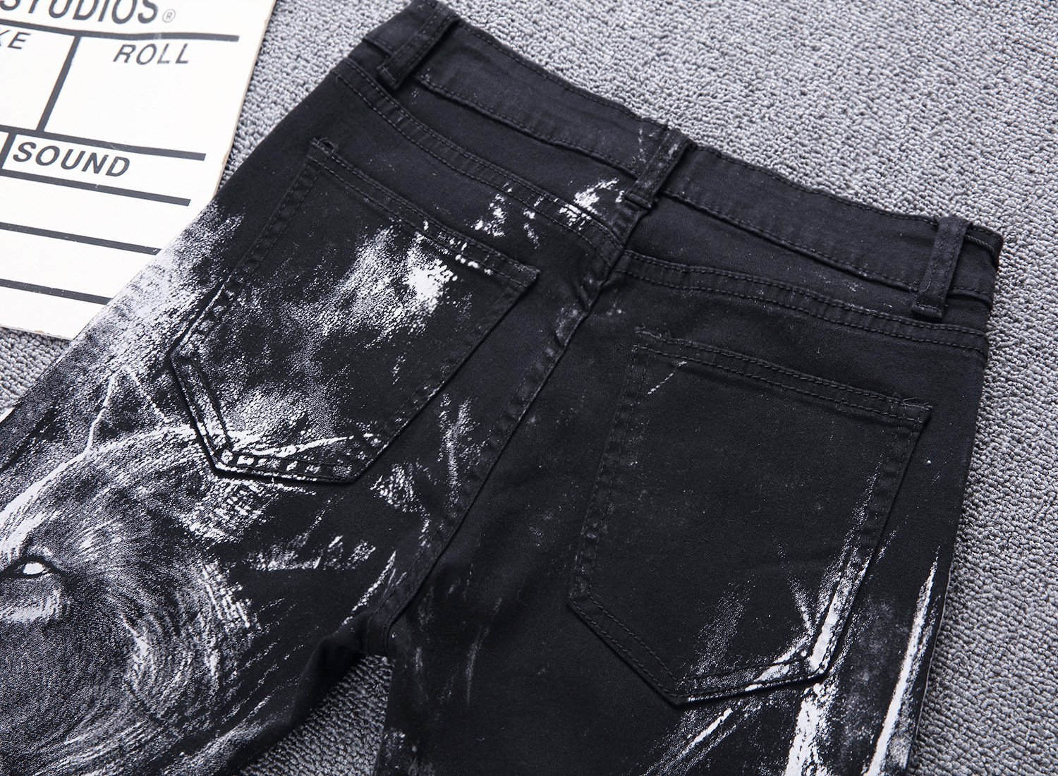 Wolf Print Jeans Image 10