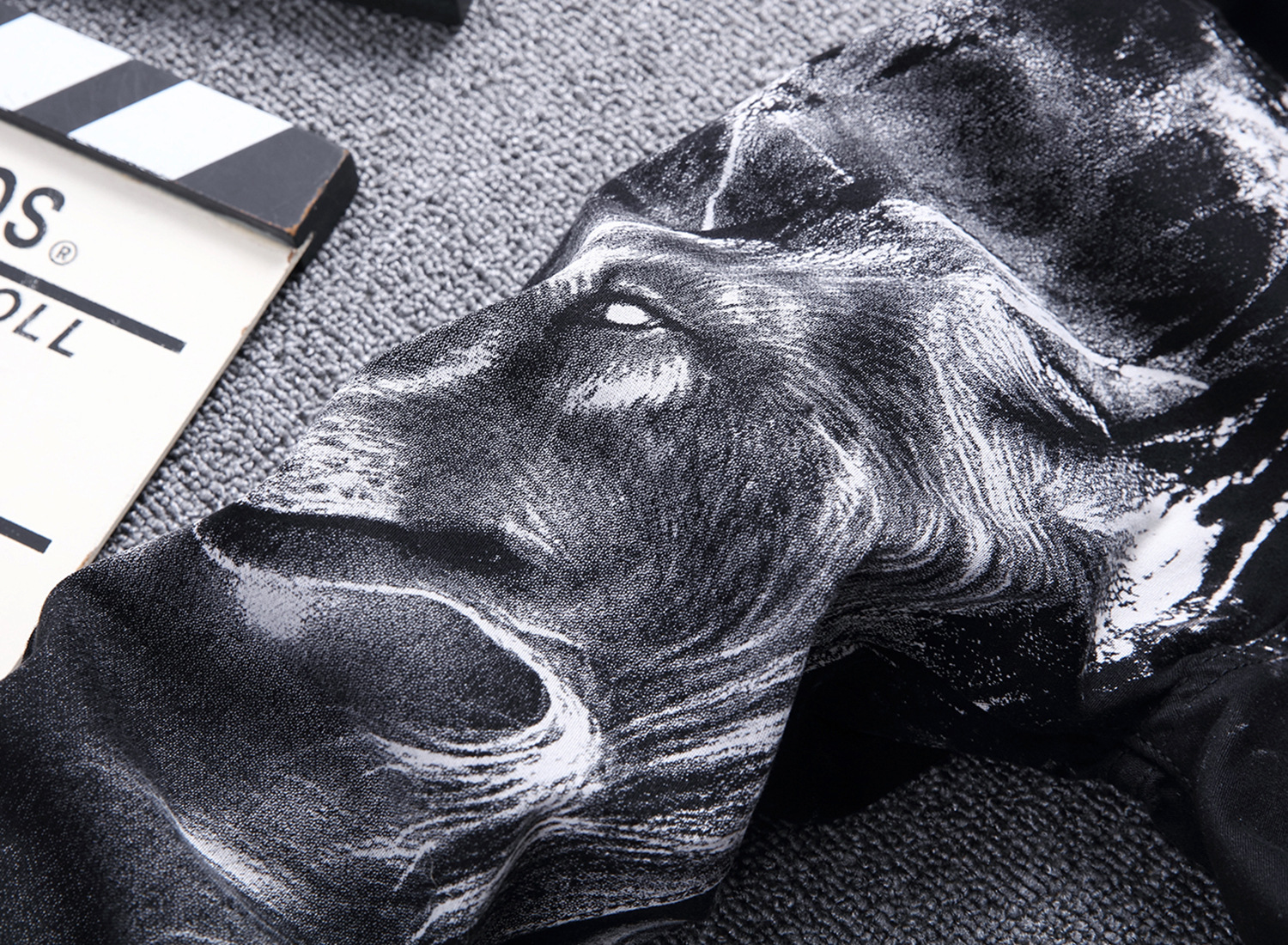 Wolf Print Jeans Image 6