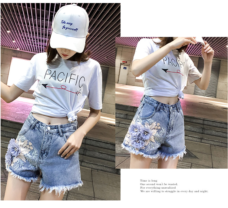 Women's Jeans Shorts Image 2