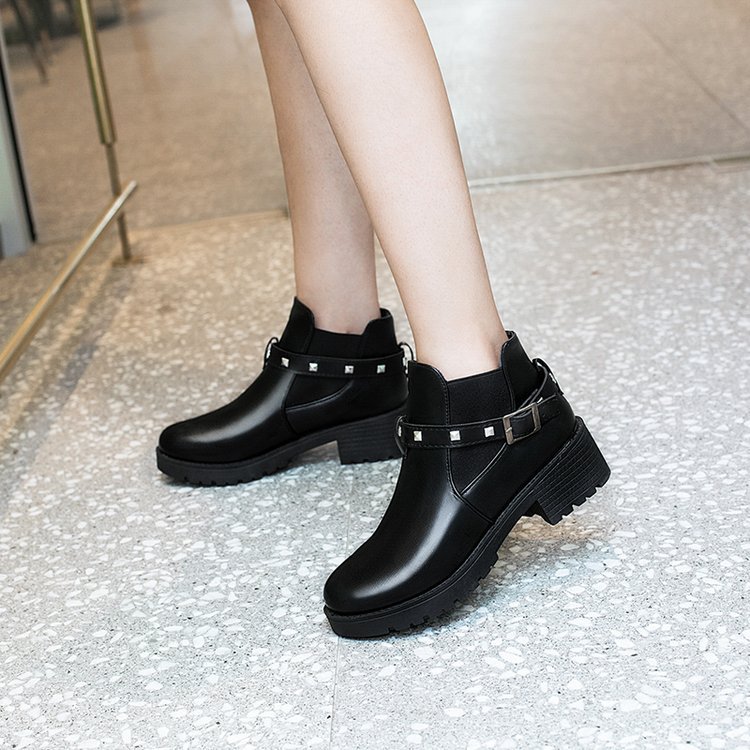 Women's Retro Belt Buckle Rivet Martin Boots Image 5