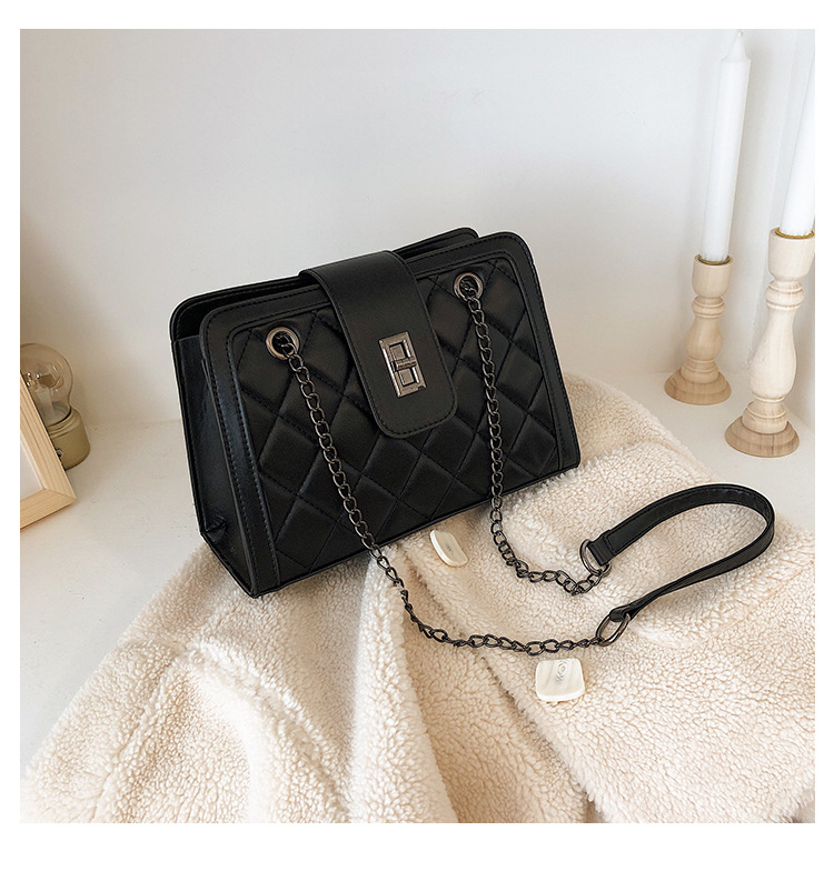 Xiaoxiangfeng Lingge Bag Details